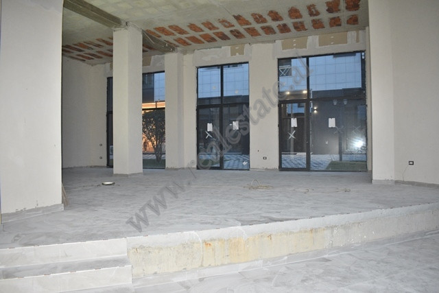 Store for rent in Dry Lake area in Tirana, Albania